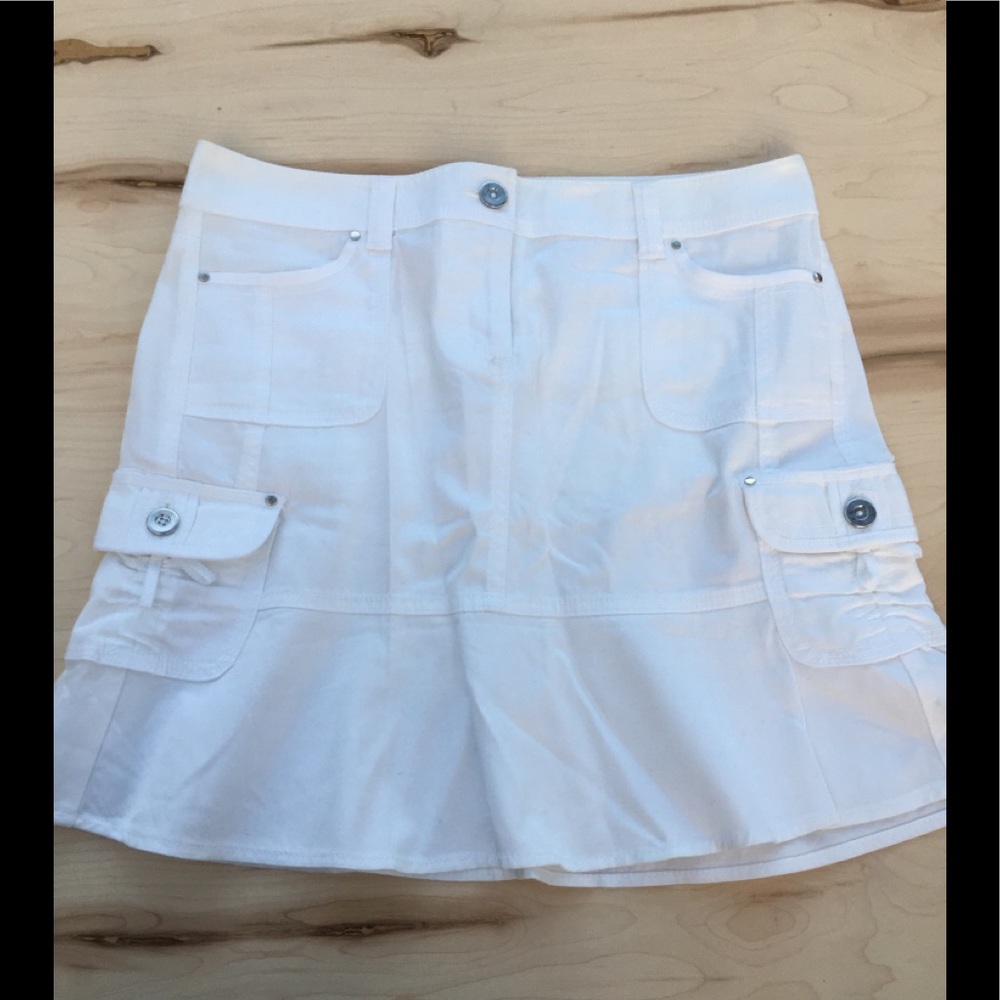 White House Black Market white mini skirt